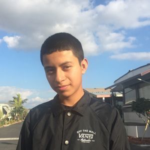 Meet your Posher, Moises